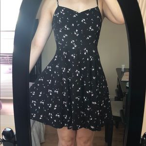 🙌🏻SALE🙌🏻 Floral summer dress